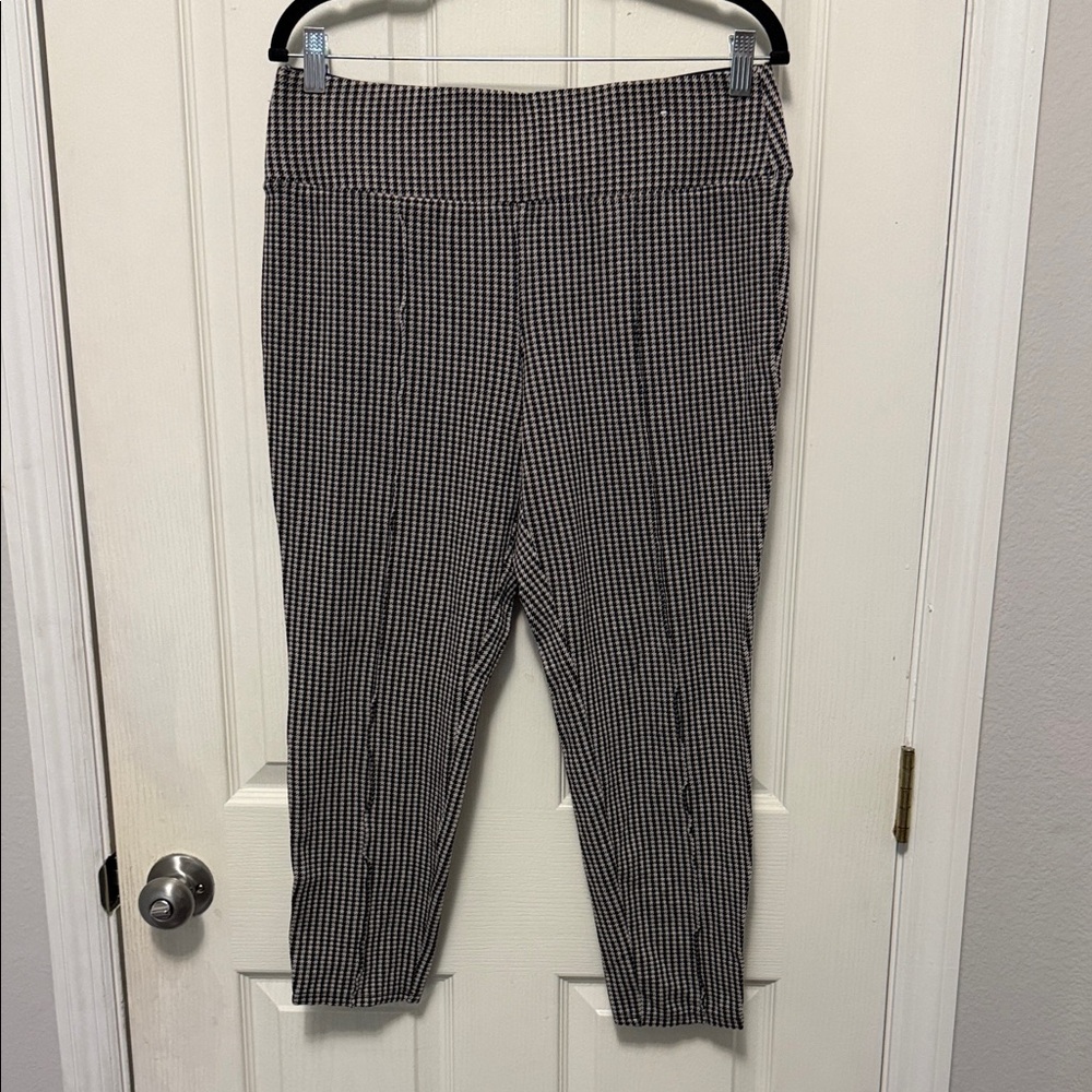 Nine West Black and White Gingham Ankle Pants